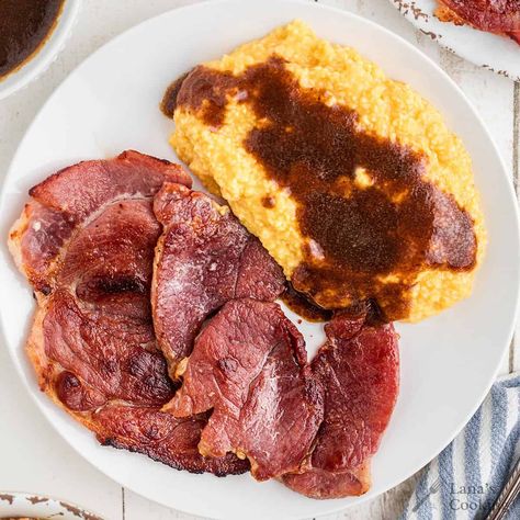 Country Ham with Red Eye Gravy Red Eye Gravy Recipe, Ham Gravy, Red Eye Gravy, Southern Breakfast, Gravy Ingredients, Country Ham, T Bone Steak, Comfort Food Southern, Gravy Recipe