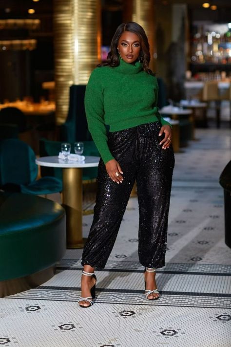 Celebrate in Style: Plus Size New Year's Outfit Ideas for 2024 Black Sequin Pants Outfit, Sequin Pants Outfit, Sequins Pants Outfit, New Year's Outfit, Black Sequin Pants, Sequin Pant, Black Dresses Classy, Black Jogger Pants, Classic Black Dress