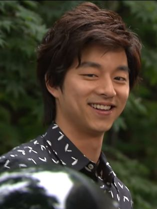 Gong Yoo Coffee Prince, Gong Yoo Smile, Coffee Prince, Beach Sunset Wallpaper, The Mindy Project, The Mentalist, Sunset Wallpaper, Noah's Ark, Gong Yoo