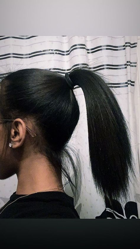 Cute Straight Ponytail Hairstyles, Silk Press Natural Hair Short Ponytail, Blow Dried Ponytail Natural Hair, Straight Ponytail Hairstyles, Cabello Afro Natural, Pressed Natural Hair, Silk Press Natural Hair, Natural Straight Hair, Quick Natural Hair Styles