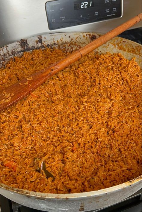 Jollof rice for 20 people with accurate measurements | Jollof rice for 20 people with accurate measurements | By Joyful Cook Jollof Recipe, Gambian Food, Using Fresh Tomatoes, Seasoning Chicken, Dry Spices, Nigeria Food, African Recipes Nigerian Food, Nigerian Recipes, Cooking Competition