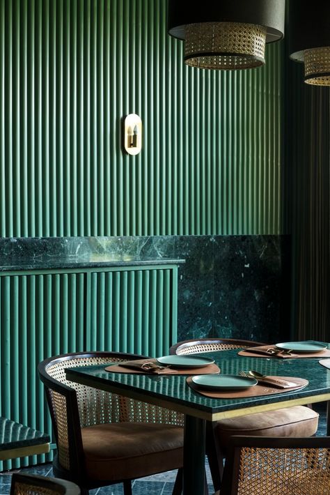 Gallery of The Fluted Emerald Elgin Cafe / RENESA Architecture Design Interiors Studio - 32 Blue And Green Interior Design, Green Restaurant, Green Cafe, Marble Interior, Small Entrance, Green Interior Design, Monochrome Interior, Green Bar, Bar Interior Design