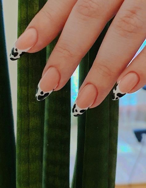 Cow Nails, Edgy Nails, Grunge Nails, Minimal Nails, Simple Acrylic Nails, Soft Nails, Nagel Inspo, Lukisan Cat Air, Dream Nails