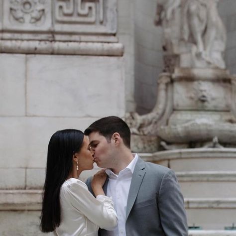 Stephanie Velez on Instagram: "Natalie & Parker at the NY Public library = a dream ☁️✨🤍" Ny Public Library Photoshoot, New York Public Library Wedding, New York Public Library Engagement Photos, Engagement Photos Nyc Central Park, Nyc Wedding Photos Manhattan, Public Library, Wedding Poses, Instagram