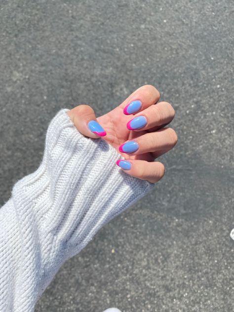 Pink And Blue Simple Nails, Nail Blue And Pink, Pink Nails With Blue Tips, Pink Blue Gel Nails, Pink And Blue Nails Design Simple, Cool Color Nails, Pink Blue French Nails, Blue And Pink Summer Nails, Pink Nails Blue Tips