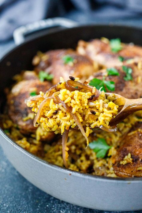 Baharat Chicken And Rice, Africa Dishes, Dinner Recipes Rice, Rice Bowl Ideas, Baharat Recipe, Rice In Microwave, Rice Dinner Recipes, Rice Dinners, Parsi Recipes