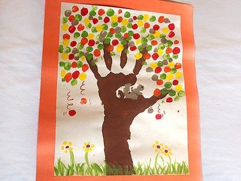 fall-finger-paint-tree-craft-photo-475x357-kbz-01_476x357 | Flickr Family Tree Crafts, Tree Crafts Preschool, Craft Ideas Fall, Family Trees Diy, Hand Print Tree, Family Tree Craft, Fall Crafts For Toddlers, Preschool Crafts Fall, Family Tree Project