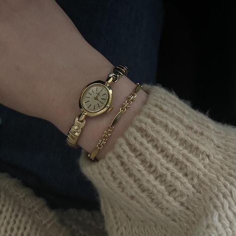 Vintage Acqua Watch Gorgeous gold watch with... - Depop Small Gold Watch Women Vintage, Dainty Gold Watch Vintage, Dainty Wrist Watch, Tiny Gold Watch, Mini Gold Watch, Vintage Watches Women Aesthetic, Gold Bracelet Watch, Gold Watch Stack, Vintage Dainty Watch