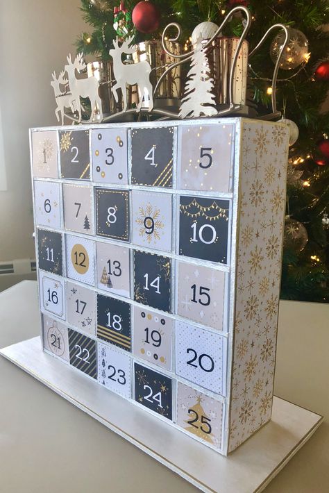 Wooden Box Advent Calendar, Dollarama Advent Calendar, Present Advent Calendar, Homade Advent Calendar, Christmas Calender Design, Advent Calendar Design Ideas, Advent Calendar Boxes Diy, Diy Wooden Advent Calendar, How To Make An Advent Calendar