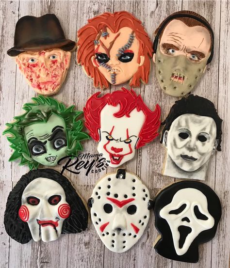 Scary Horror Movies, Movies Scary, Horror Movies Halloween, Horror Cake, Horror Themed Party, Scary Cakes, Party Theme Ideas, Movie Cakes, Halloween Cookies Decorated