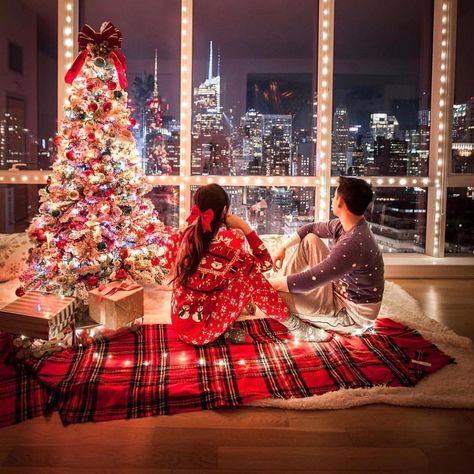 Christmas Instagram Pictures, Christmas Couple Photos, Christmas Couple Pictures, Xmas Couple, Matching Christmas Pajamas, Merry Christmas Images, Fun Christmas Decorations, Christmas Feeling, Christmas Couple