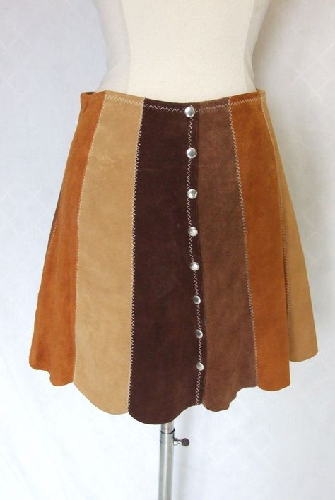 60's suede mini skirt 70 Skirt Outfit, 70s Suede Skirt, 60s Skirt Outfits, Vintage Skirt Outfit, 60s Mini Skirt, Funky Fits, 60s Fashion Trends, 60s Skirt, Vintage Fashion 1960s