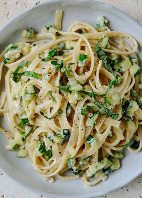 Heavy Cream Recipes, Fettuccine Recipe, Fettuccine Alfredo Recipe, Creamy Zucchini, Fettuccine Pasta, Zucchini Pasta, Alfredo Recipe, Vegetable Pasta, Summer Eating