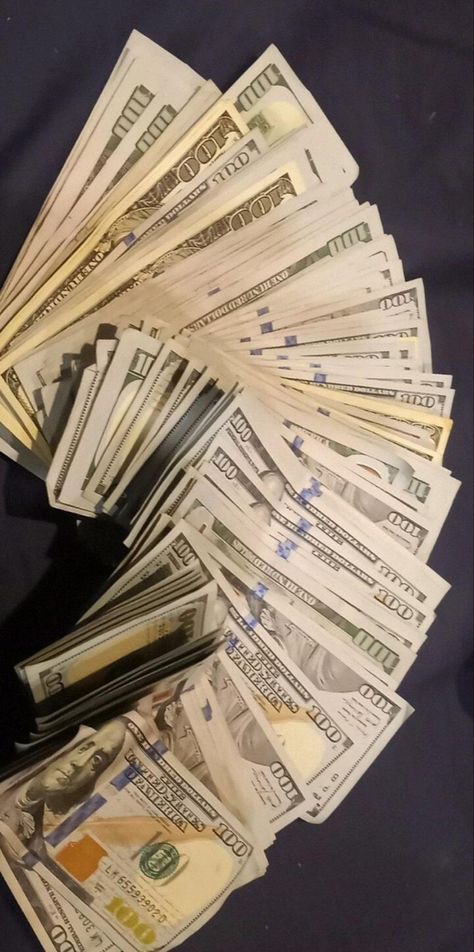 #dollar #money #stack #bands #aesthetic #snap #recipe Stack Of 20 Dollar Bills, Dollar Money Aesthetic, Stacks Of Money Aesthetic, Dollar Snap, Dollar Aesthetic, Bands Money, Bands Aesthetic, Freedom Pictures, Aesthetic Snap