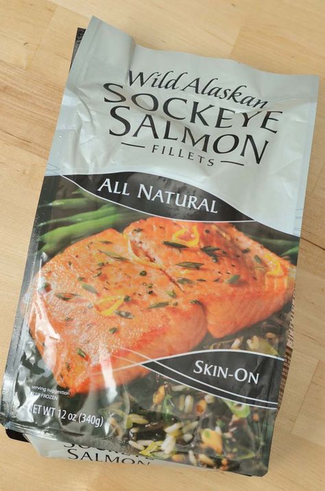 How to Cook Frozen Salmon in the Oven Alaska Seafood Bake Frozen Salmon, Frozen Salmon Recipe, Dessert Recipes Crockpot, Cook Frozen Salmon, Salmon In The Oven, Salmon Recipe Pan, Salmon Recipes Oven, Oven Salmon, Fish Meals