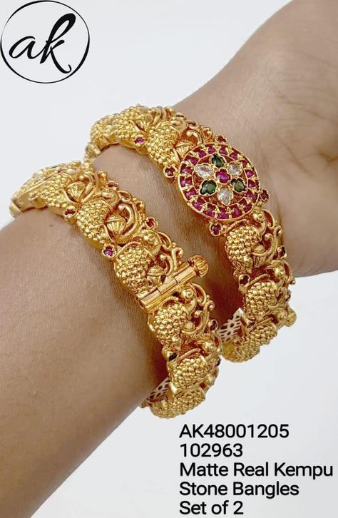 Peacock bangle in mattefinish with real kempstone work. WhatsApp messages to 9176125330 for more info.  No calls Telugu Jewellery, Temple Bangles, Kada Bangles, Photo Graphy, Gold Earrings Indian, Gold Temple Jewellery, Indian Bangles, Indian Jewelry Earrings, Black Beads Mangalsutra Design