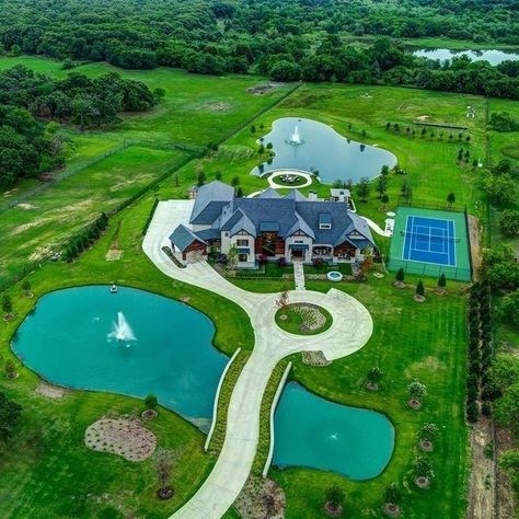 Big Modern Houses, Southlake Texas, Equestrian Estate, Mega Mansions, Dream Life House, Gorgeous Houses, House Property, Luxury Estate, Modern Mansion