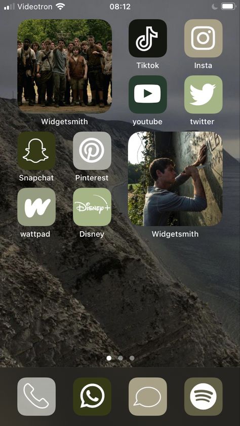 Maze Runner Widget Ideas, Maze Runner Phone Case, Maze Runner App Icons, Maze Runner Homescreen, Maze Runner Wallpaper Iphone, Maze Runner 1, Maze Runner Movie, Newt Maze Runner, Iphone Home Screen Layout