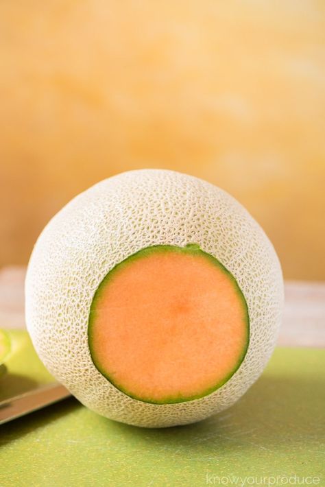 How To Cut A Cantaloupe, Cantelope Fruit, Cantaloupe Fruit, Cantaloupe Recipes, Canteloupe, Fruit Garnish, Peeling Hard Boiled Eggs, Outdoors Ideas, Fruit Creations