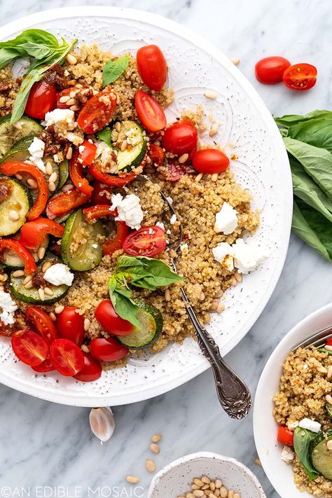 Roasted Vegetable Quinoa, Vegetable Quinoa Salad, Pesto Quinoa, Tomato Vinaigrette, Tabouli Salad, Sundried Tomato Pesto, Quinoa Salad Recipe, Vegetable Quinoa, Feta Recipes