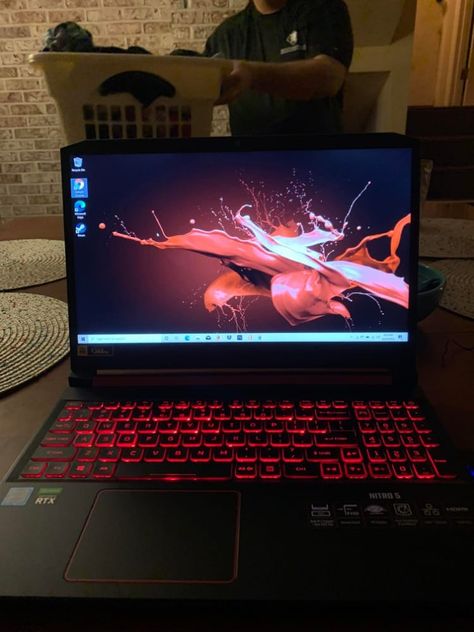 Lap Game, Microsoft Laptop, Acer Nitro 5, Computer Love, Game Setup, Setup Gamer, 5 September, Best Gaming Laptop, Laptop Backgrounds