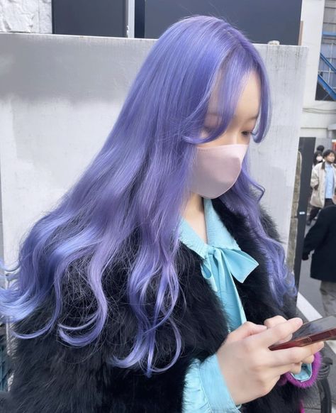 Light Blue Purple Hair, Lavender Blue Hair, Blue Lavender Hair, Periwinkle Hair, Baby Blue Hair, Blue Purple Hair, London Fall, Lilac Hair, Lavender Hair