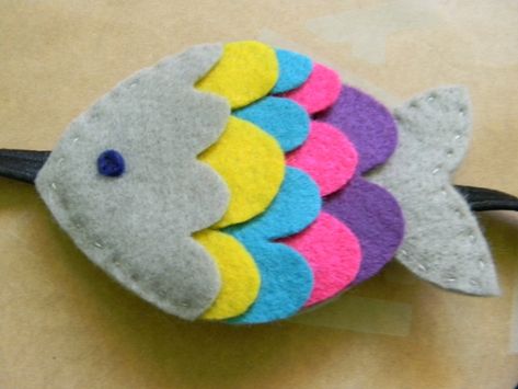 Fish Headband by lindsay harmony, via Flickr Fish Headband, The Rainbow Fish, Save Planet, Fish Theme, Felt Fish, Disney Clipart, Baby Mobil, Toy Animals, Felt Crafts Diy