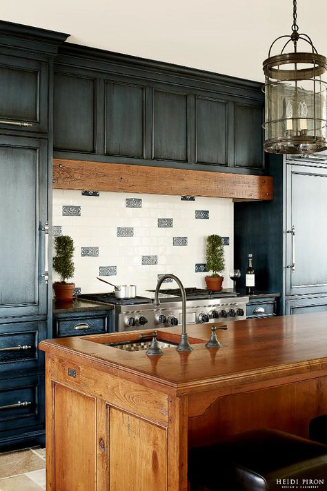 Since my decor is in black, white, red, light teal blue and roosters & farm themed consider doing this color with antique brass handles instead...  Don't want too many dark colors in kitchen. Farm Kitchen Ideas, Navy Kitchen Cabinets, Distressed Kitchen Cabinets, Navy Blue Kitchen Cabinets, Distressed Kitchen, Hood Ideas, Navy Kitchen, Clean Kitchen Cabinets, Painted Kitchen Cabinets Colors