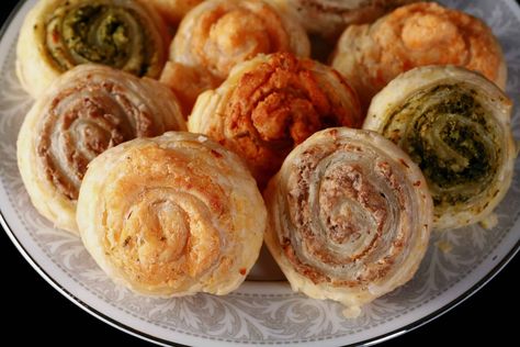 Puff Pastry Pinwheels Recipe [With 4 Different Filling Recipes!] - Celebration Generation Pastry Pinwheels, Puff Pastry Pinwheels, Pinwheels Recipe, Puff Pastry Appetizers, Pastry Appetizer, Candy Cocktails, Cheese Trays, Maple Pumpkin, Dipping Sauces Recipes