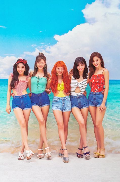 TWICE look amazing in “Dance The Night Away” album pictures – Asian Junkie J Pop, Twice Kpop, Chaeyoung Twice, 인물 사진, Vixx, Korean Pop, Extended Play, Short Shorts, Kpop Girl Groups