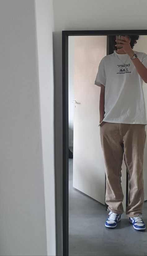 Cords Pants Outfit, Carhartt Tee Outfit, Sb Dunks Outfit, Sb Dunk Outfit, Long Sleeves Outfit Men, Sb Outfits, Baggy Pants Men, Dunk Outfit, Dunks Outfit