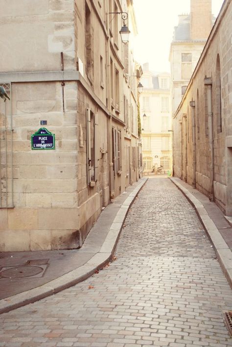 Empty Street, Travel Paris, About Paris, Parisian Life, City Of Lights, Cobblestone Streets, I Love Paris, Trip To Paris, Love Paris