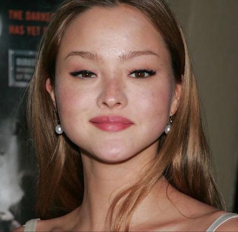 Devon Aoki Makeup, Devon Aoki Icon, Mutant Chronicles, ماثيو ماكونهي, 90s Makeup, Devon Aoki, I Love Girls, Aesthetic Makeup, Round Face