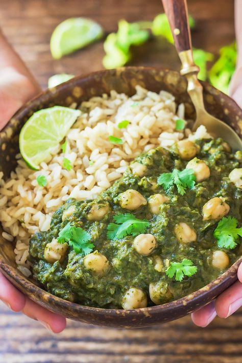 Gluten Free Curry Recipes, Chana Palak, Chana Saag, Chickpea And Spinach, Gluten Free Comfort Food, Chickpea And Spinach Curry, Vegan Curry Recipes, Clean Eating Vegetarian, Healthy Vegetarian Dinner