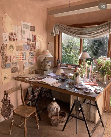 Tess Newall, Dream Art Room, Home Art Studio, Studio Vibes, Art Studio Room, Studio Desk, Backyard Studio, Art Studio At Home, Workspace Inspiration