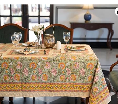 This tablecloth is perfect for any fall gathering. It's elegant design will add a touch of warmth and sophistication to your Thanksgiving! Farmhouse Tablecloths, Thanksgiving Tablecloth, Christmas Party Table, Dining Table Cloth, Bohemian Party, Party Table Cloth, Kitchen Dining Table, Indian Block Print, Hot Pad