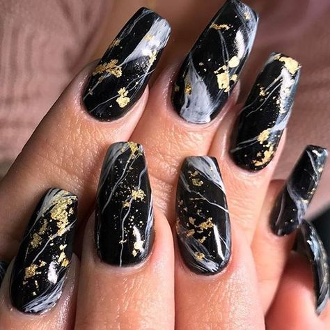 See this Instagram post by @nailpromagazine • 2,068 likes Foil Nail Designs, Marble Acrylic Nails, Prom Nail Designs, Gel Pedicure, Marble Nail Designs, Gold Nail Designs, Black Nail Art, Marble Nail Art, Gold Nail