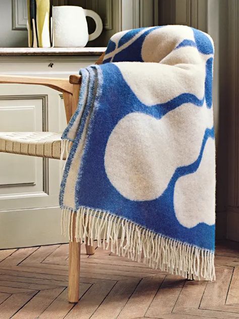 Linnea Andersson Blanket, Linnea Andersson, Cozy Home Office, Leaf Texture, Blue Blanket, Cozy Home, Samoa, Blue House, Blanket Designs