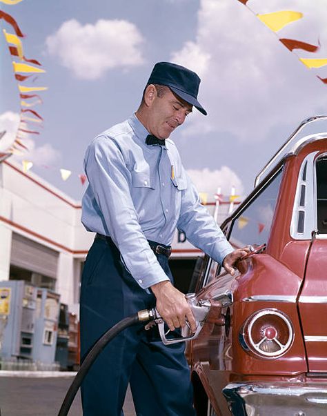 103 1950s Gas Station Attendant Stock Photos, High-Res Pictures, and Images - Getty Images Retro Gas Station, Gas Station Attendant, To My Father, Old Gas Stations, Filling Station, Old Spice, Gas Pumps, Service Station, Baby Boomer