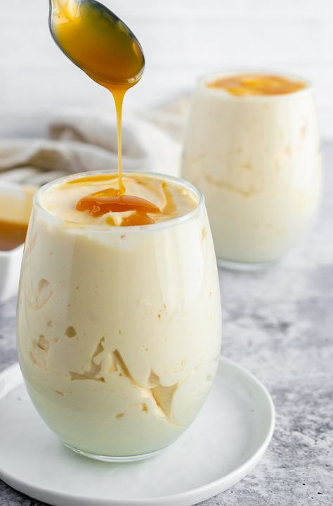 Easy Caramel Mousse - fitandfull.ca Caramel Mousse Recipe, Caramel Mouse, Amaretto Mousse, Mousse Recipes Easy, Coffee Mousse, Caramel Mousse, Easy Caramel, Mousse Dessert, Easy Party Food