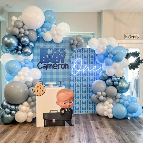 First Birthday Decorations Boy, Blue Balloon Garland, Bos Baby, Birthday Theme Decoration, Balloons Arch, Baby Birthday Decorations, Boy Birthday Decorations, Boss Birthday