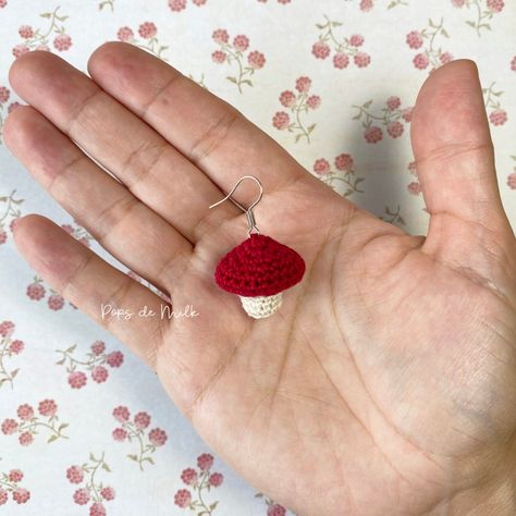 Crochet Mushroom Earrings, Milk Crochet, Nerdy Crochet Patterns, Crochet Pattern Mushroom, Nerdy Crochet, Earrings Mushroom, Autumn Chic, Earrings Crochet, Crochet Mushroom