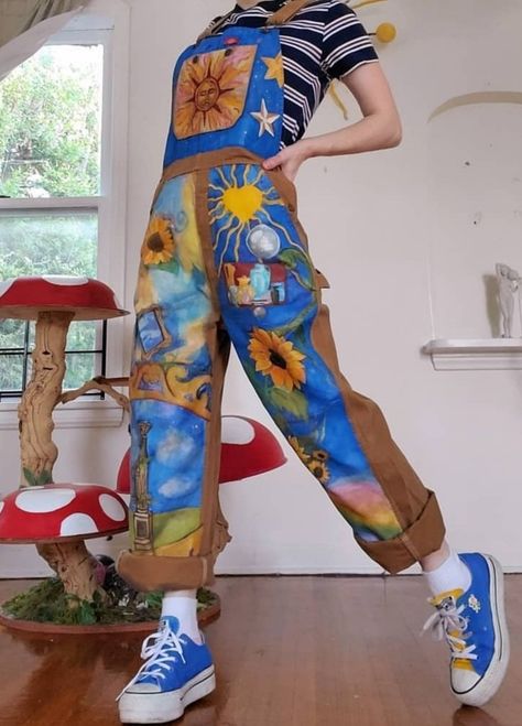 Jeans Painting, Cowboy Pattern, Painting Clothes, Look 80s, Colorful Clothing, Painted Clothes Diy, Street Beat, 일본 패션, Diy Vetement