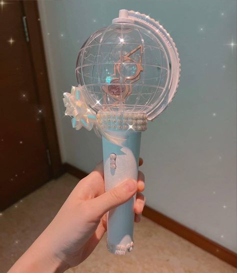 Decorated Lightiny Ateez, Ateez Lightstick Decoration, Avatar Tiktok, Lightstick Cover, Ateez Lightstick, Lightstick Decoration, Lightstick Deco, Lightstick Ideas, Kpop Lightsticks