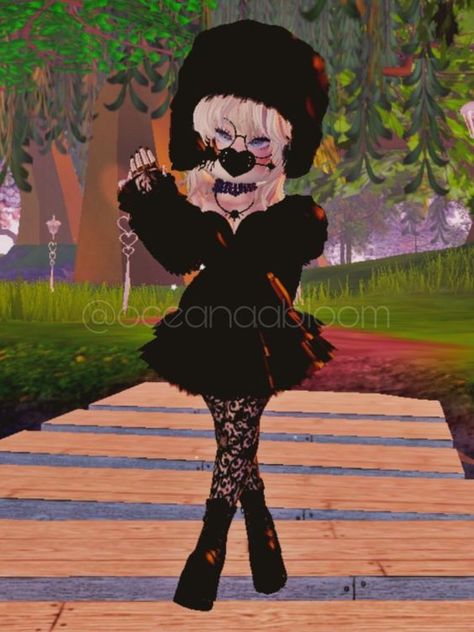 Gothic Wardrobe, Rh Outfits, Roblox Emo Outfits, Inspo Fits, Dorm Inspo, Aesthetic Roblox Royale High Outfits, Royal Clothing, Blood Art, Royale High