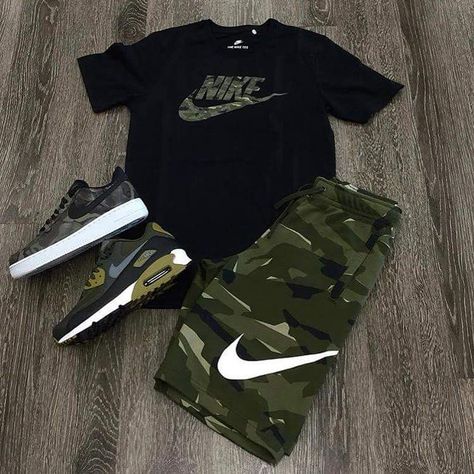 Calida Nike Outfits For Men, Nike Clothes Mens, Nike Clothing, Hype Clothing, Swag Outfits Men, Dope Outfits For Guys, Camo Shorts, Tomboy Outfits, Mens Fashion Casual Outfits