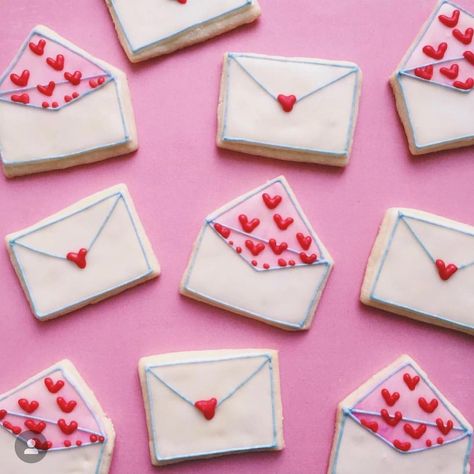 Sweets & Soirées | Tollie on Instagram: “Favs from last year 💕 Send some love 💌” Love Letter Cookies, Valentine Cookie Kit, Card Cookies, Letter Cookies, Cute Valentines Card, Valentines Letter, Valentines Baking, Cookie Images, Hello Holiday