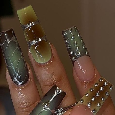 Nail Ideas Maximalist, Nail Inspo Trendy 2024 Fall, Funky Square Nails, Brown And Silver Nails, Nails Line Design, Square Design Nails, Brown Aura Nails, Funky Fall Nails, Concert Nails Ideas