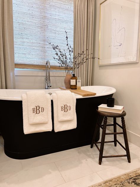 Monogramed Towels In Bathroom, Monogram Bathroom Towels, Monogram Bath Towels, Master Bath Towels, Monogram Hand Towels, Towel Decorating Ideas Display, Monogram Towels In Bathroom, Master Bath Inspiration, Fun Bathrooms