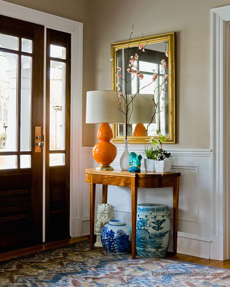 Orange lamp and blue and white Chinese porcelain Chinoiserie Entryway, Katie Rosenfeld, Jar Lamps, Fancy Living Rooms, Door Way, Ginger Jar Lamp, Custom Blinds, Orange Decor, Foyer Decorating